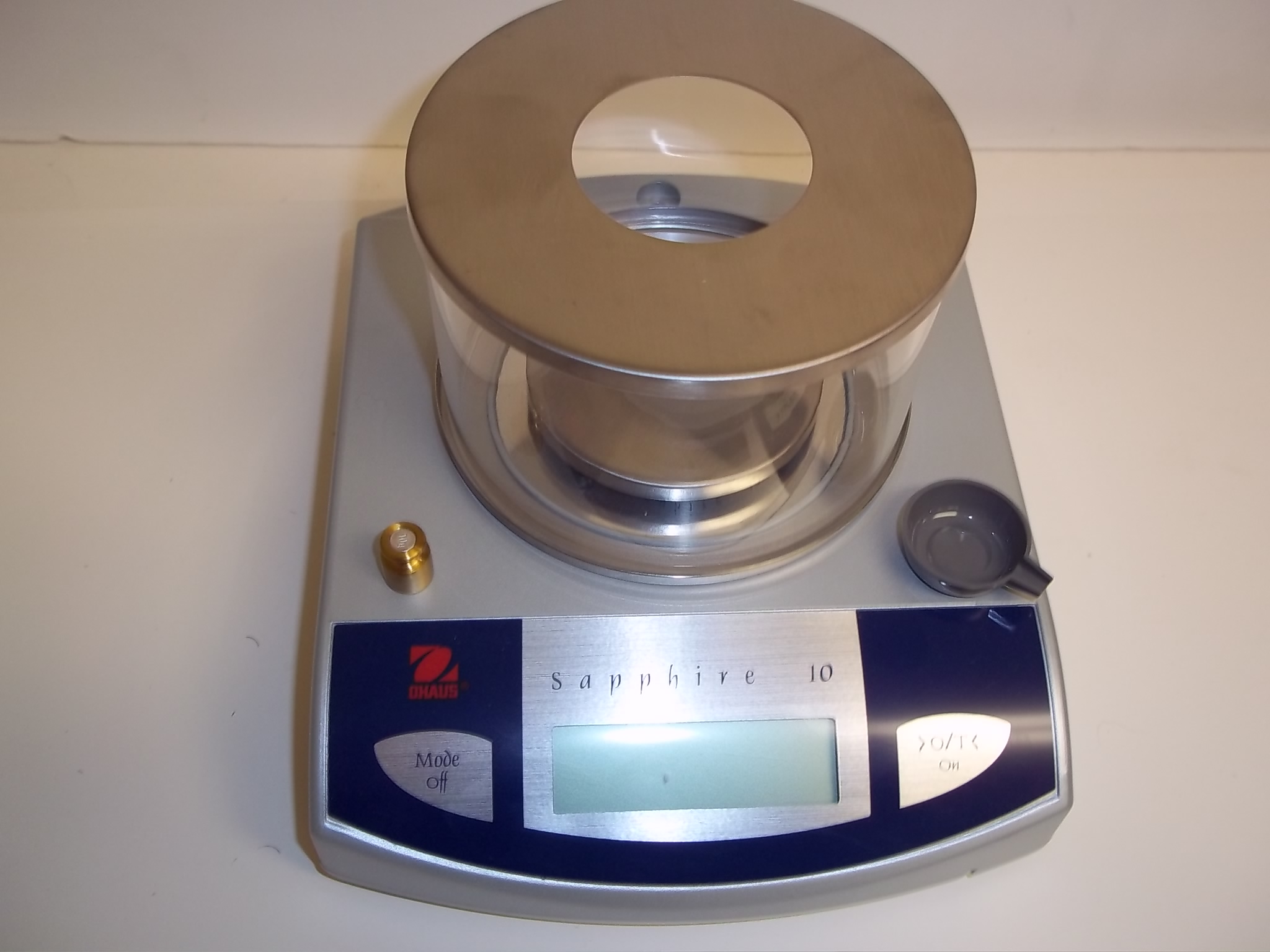 SC10JS Ohaus Sapphire 10 Carat Scale (Scout ll series) Blowout price!